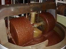 Chocolate Grinding Machine