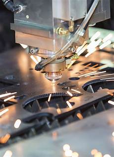Cnc Cutting Machinery