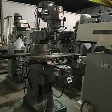 Universal Milling Machines